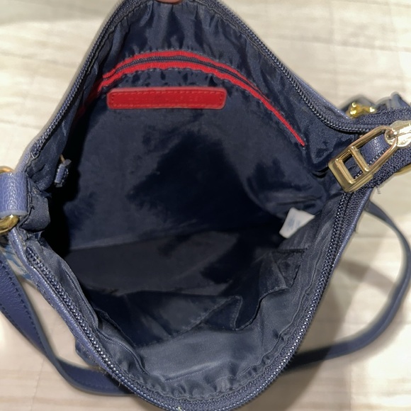 Tommy Hilfiger Navy Blue Logo Shoulder Bag - Picture 4 of 5